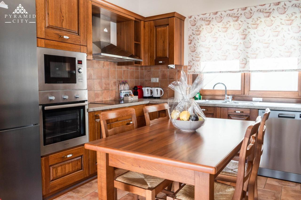 Luxury Villa Hera - Beachfront Ρόδα Εξωτερικό φωτογραφία